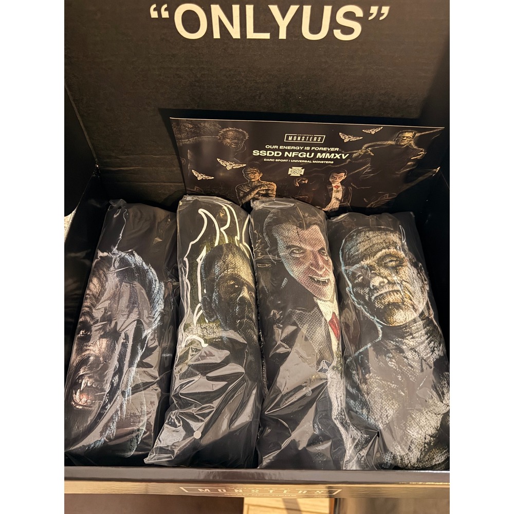 Darc Sport Universal Monsters Tee Box Set Medium Black SSDD NFGU MMXV 4 Pack